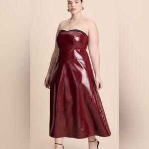 New Eloquii Textured Faux Leather Dress With Cup Detail size 18